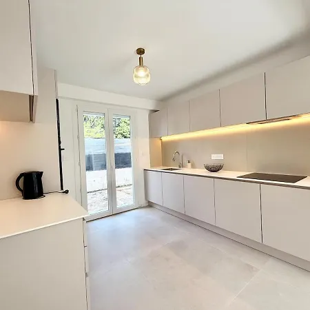 Maison Moderne, 4 Avec Piscine A Villa Nimes