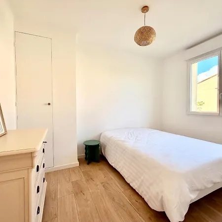 Maison Moderne, 4 Avec Piscine A Villa